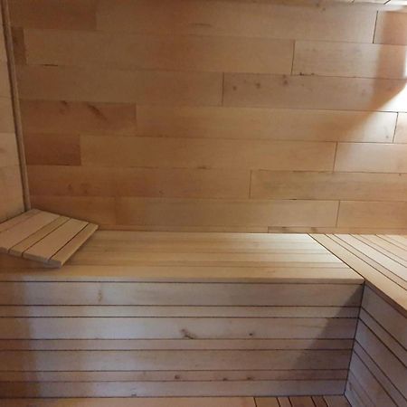 Palantir Panzio Bed & Breakfast Мисколк Екстериор снимка